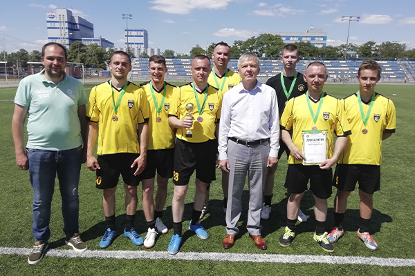 Команда ОАО «Брестлифт» заняла III место в соревнованиях по мини-футболу